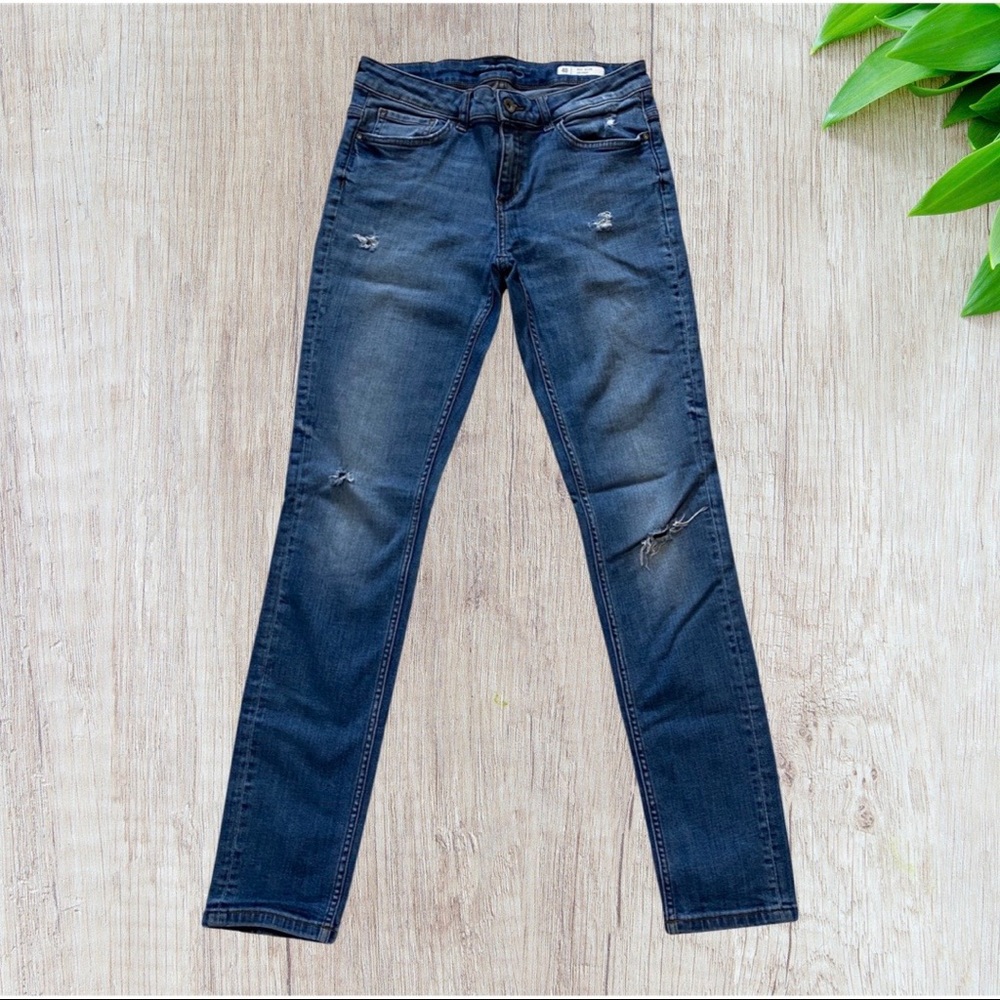 2/$30 || Zara Mid Rise Skinny Jeans